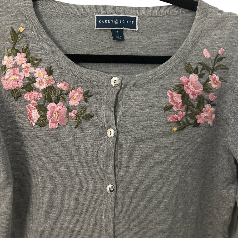 Karen Scott Cardigan Embroidered Size Small Women's Grey Sweater Size Small - Picture 3 of 6